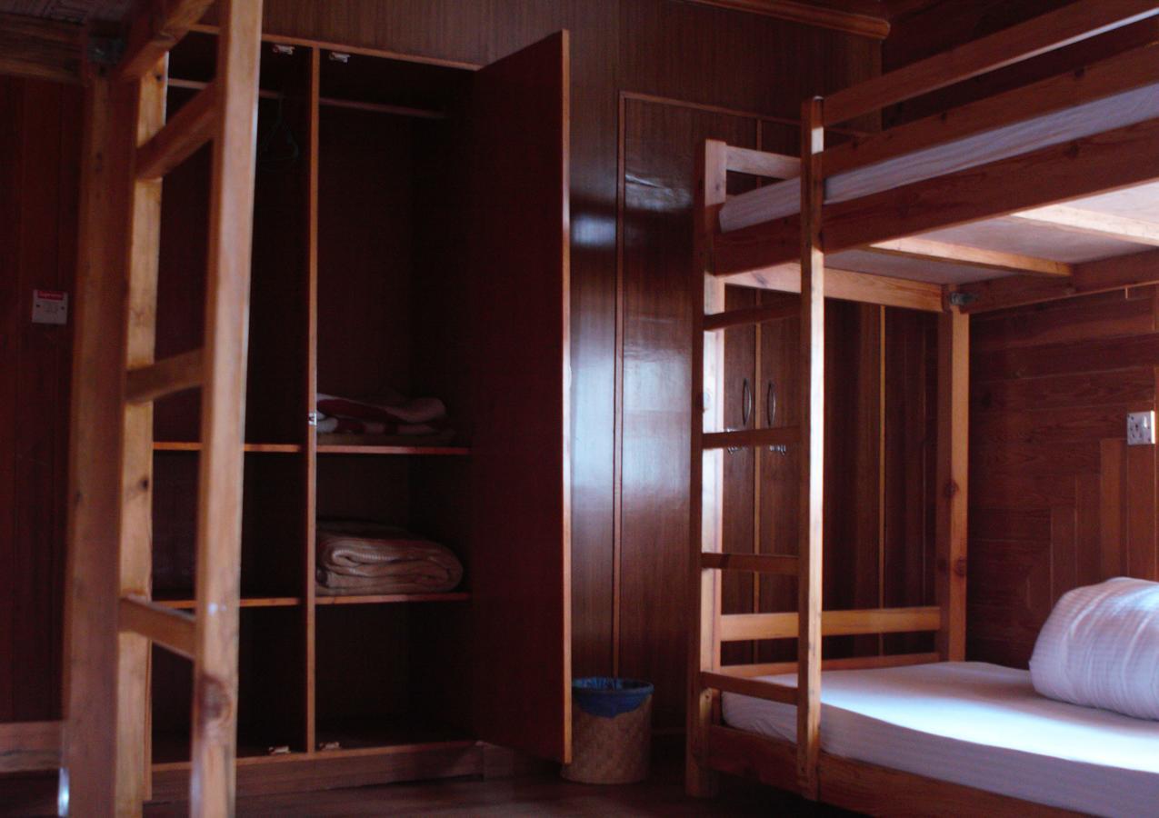 Hostel Milarepa Катманду Екстериор снимка